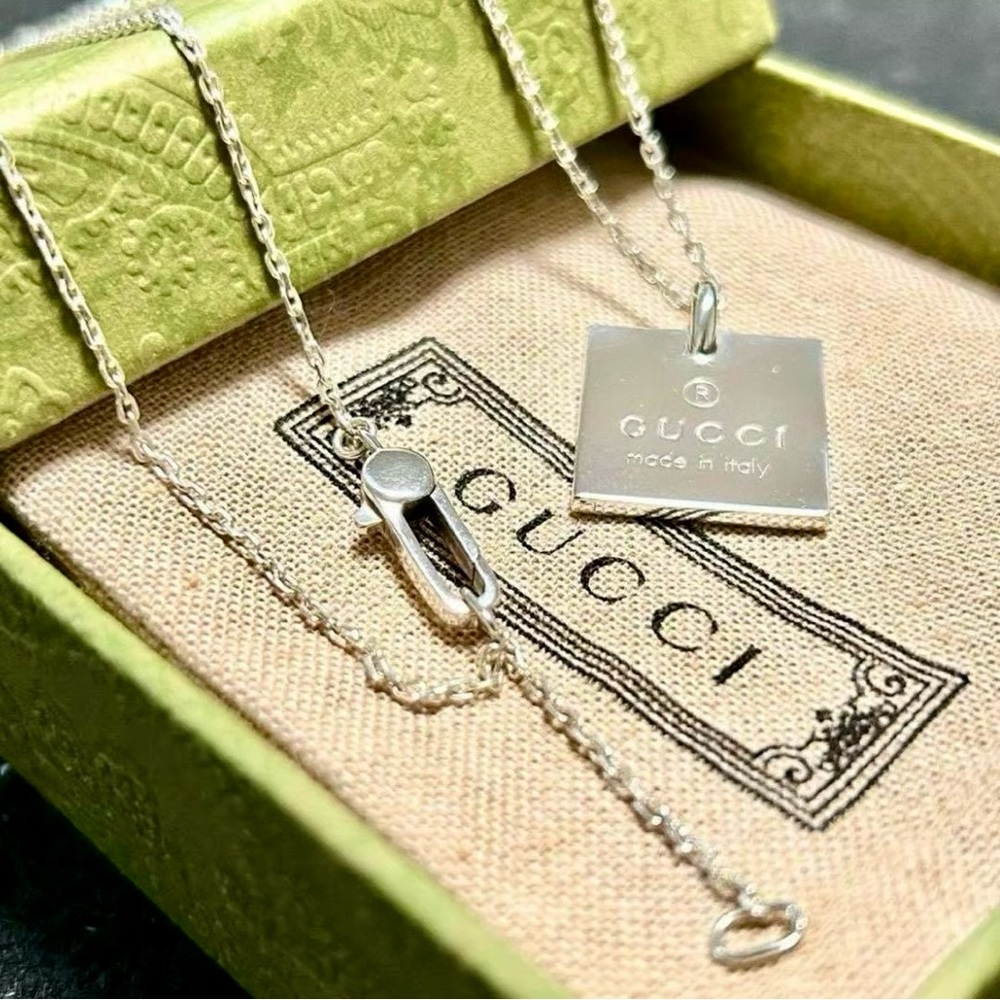 Brand New GUCCI Sterling Silver Square
Logo Necklace